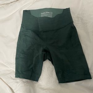 NWT Outdoor Voices Core 7” shorts in evergreen